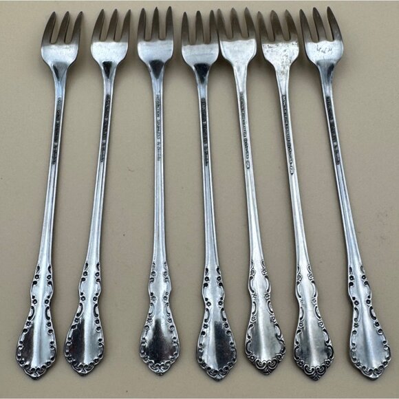 7 Oneida Mansion Hall COCKTAIL SEAFOOD FORKS Distinction Deluxe Stainless - Picture 4 of 6